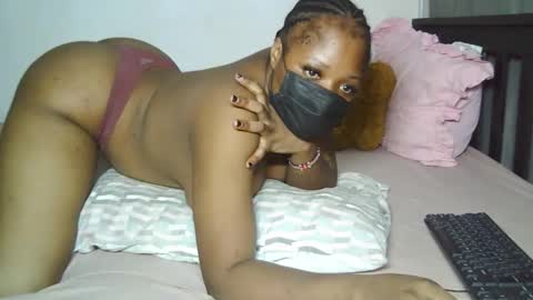 sexyayira online show from April 4, 9:56 pm