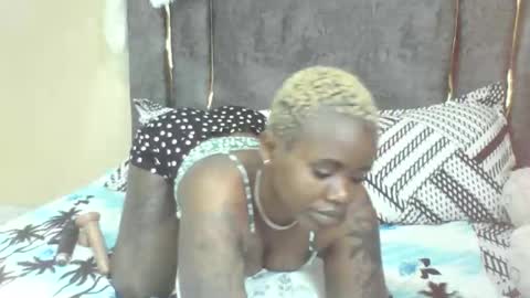 Snapshot of sexybabyface555 chatting on November 1, 1:46 pm sexybabyface555 online show from November 1, 1:46 pm