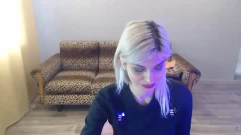 sexybeatriice online show from January 26, 10:23 am