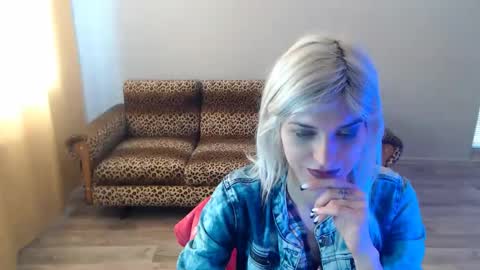 sexybeatriice online show from February 20, 10:37 am