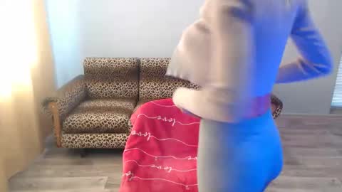 sexybeatriice online show from October 28, 7:23 am