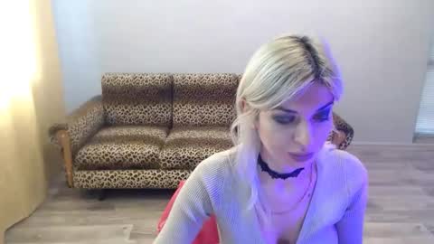 sexybeatriice online show from December 3, 7:16 am