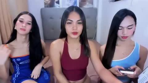 sexybella4uxxx online show from June 22, 7:55 pm