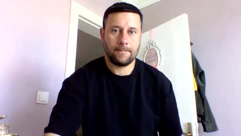 Snapshot of sexybigdick11 chatting on May 29, 11:41 am david online show from May 29, 11:41 am