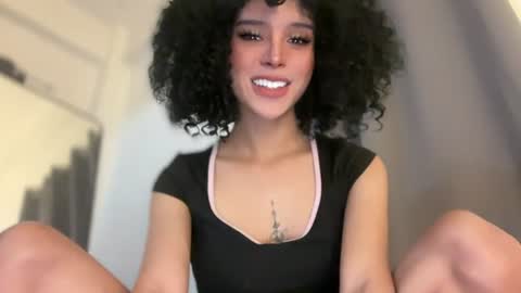 Seraphina Blaze online show from June 19, 11:47 am