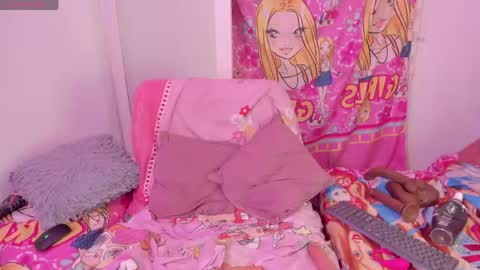 sofia online show from April 15, 7:59 am