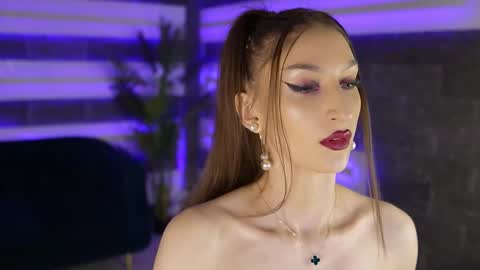 Celline online show from December 16, 5:34 am