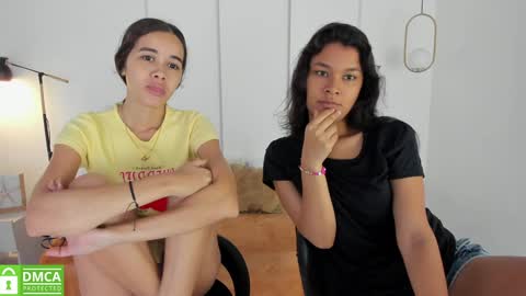 Snapshot of sexychanell_18 chatting on December 23, 1:03 pm chanell and yina online show from December 23, 1:03 pm