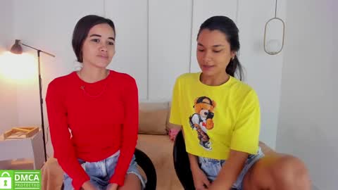 Snapshot of sexychanell_18 chatting on December 28, 12:45 pm chanell and yina online show from December 28, 12:45 pm