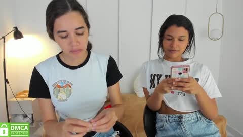 Snapshot of sexychanell_18 chatting on February 8, 3:53 pm chanell and yina online show from February 8, 3:53 pm