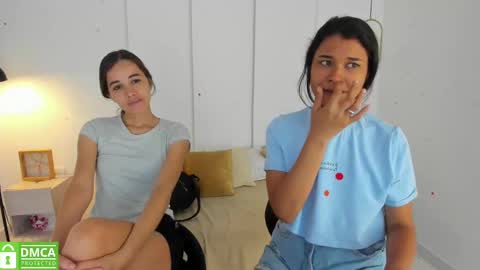 Snapshot of sexychanell_18 chatting on February 17, 3:53 pm chanell and yina online show from February 17, 3:53 pm