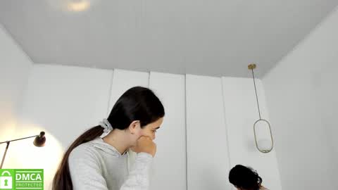 Snapshot of sexychanell_18 chatting on March 10, 12:48 pm chanell and yina online show from March 10, 12:48 pm
