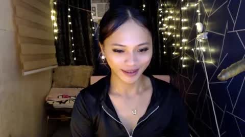 Snapshot of sexycheng chatting on November 24, 7:35 pm Miss Cheng online show from November 24, 7:35 pm