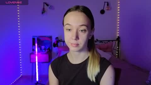 Sophia online show from October 31, 8:04 am