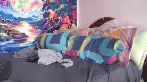 Snapshot of sexydarkhunter2 chatting on January 31, 7:11 pm Mike online show from January 31, 7:11 pm