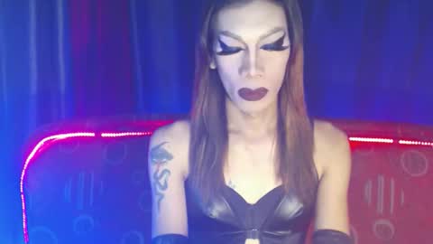 Devine online show from February 26, 7:46 pm