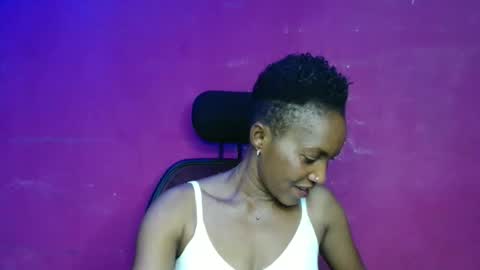 sexydoll32 online show from March 31, 2:02 am