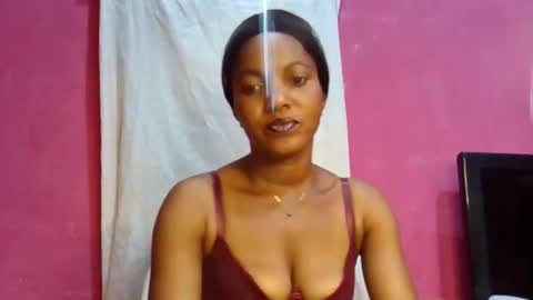 sexydoll32 online show from April 2, 3:31 pm