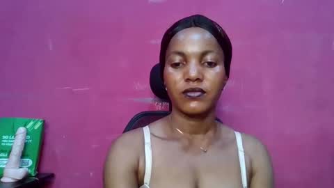 sexydoll32 online show from April 11, 11:20 pm