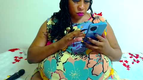 sexyebonylove89 online show from January 8, 11:52 pm