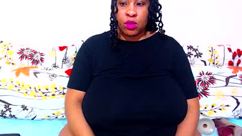 sexyebonylove89 online show from September 16, 4:13 am