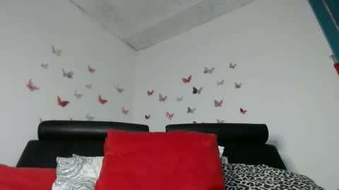 Snapshot of sexyfavgirl chatting on February 26, 8:24 am Mary online show from February 26, 8:24 am