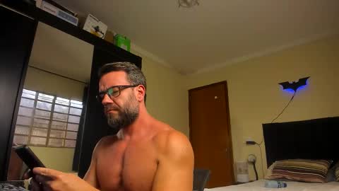 chris online show from November 11, 4:18 pm