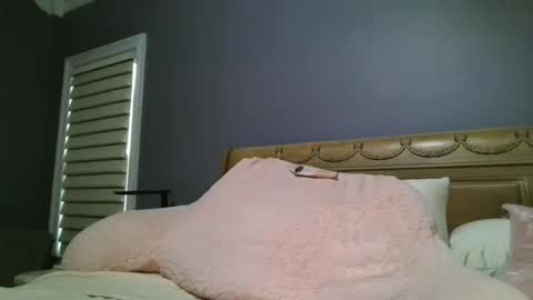 LisaisLuscious online show from March 11, 2:12 pm