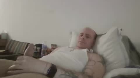 sexyfredy7722 online show from February 2, 3:49 am