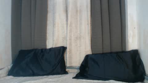 Snapshot of sexygoddess_tyra chatting on January 2, 10:33 pm TYRA 3 online show from January 2, 10:33 pm