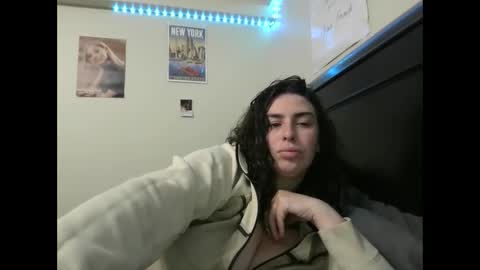 ETERNAL GODDESS WOMAN  online show from September 20, 11:50 pm