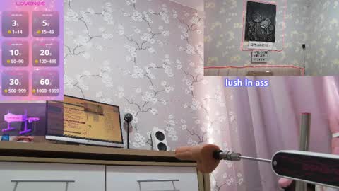 Snapshot of sexyhottease69 chatting on March 12, 11:09 am Flavia online show from March 12, 11:09 am