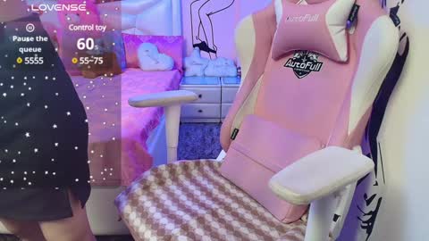 Snapshot of sexyislive chatting on January 8, 12:05 pm sexyislive online show from January 8, 12:05 pm