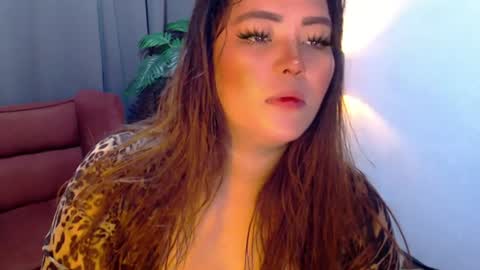 JENNY online show from June 18, 8:35 pm