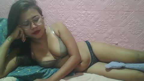 sexyjessa20 online show from April 15, 6:04 pm
