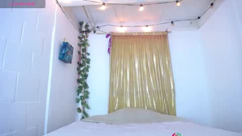Snapshot of sexykata_of chatting on May 10, 12:49 am Kata sexy online show from May 10, 12:49 am