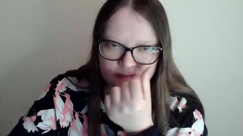 Snapshot of sexykitty_2 chatting on December 11, 1:05 am Kate online show from December 11, 1:05 am