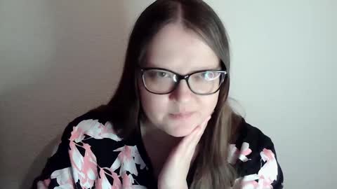 Snapshot of sexykitty_2 chatting on December 14, 4:52 pm Kate online show from December 14, 4:52 pm