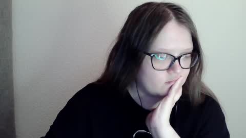 Snapshot of sexykitty_2 chatting on January 25, 12:17 am Kate online show from January 25, 12:17 am