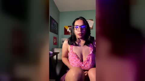 sexylatina988 online show from May 16, 3:36 am