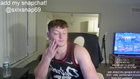 Snapshot of sexylax69 chatting on October 23, 12:43 am sexylax69 online show from October 23, 12:43 am