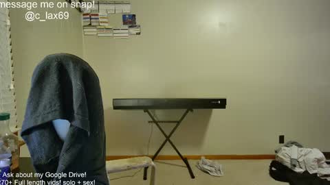 sexylax69 online show from June 17, 12:46 am