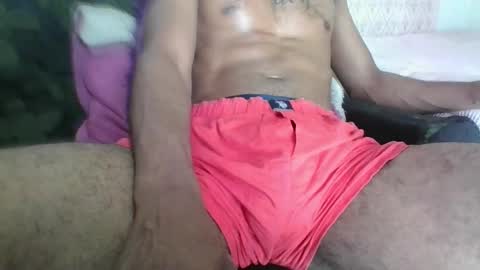 Snapshot of sexyleon69 chatting on February 11, 1:43 am Sexy leon online show from February 11, 1:43 am