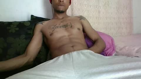 Snapshot of sexyleon69 chatting on March 14, 6:41 am Sexy leon online show from March 14, 6:41 am