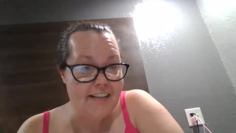 Snapshot of sexylil_bbw chatting on March 16, 4:29 am sexylil_bbw online show from March 16, 4:29 am