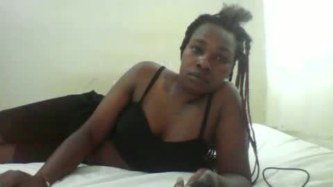 Snapshot of sexylindah chatting on June 14, 12:51 pm sexylindah online show from June 14, 12:51 pm