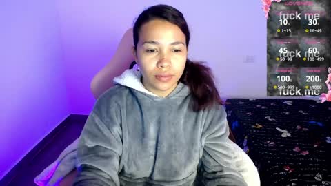 Snapshot of sexyloba_ chatting on June 6, 11:15 am sexyloba independent model online show from June 6, 11:15 am