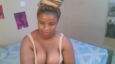 sexylucy33 online show from March 11, 12:22 pm