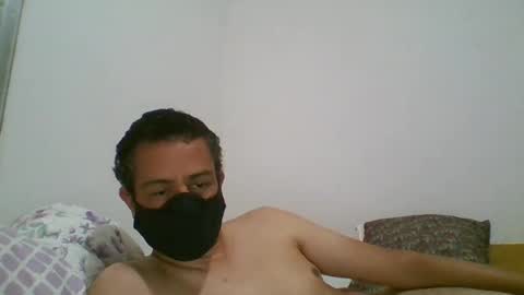 Snapshot of sexymachine069 chatting on October 25, 9:17 am Homer009 online show from October 25, 9:17 am