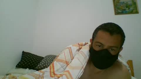Snapshot of sexymachine069 chatting on June 19, 8:51 am Homer009 online show from June 19, 8:51 am